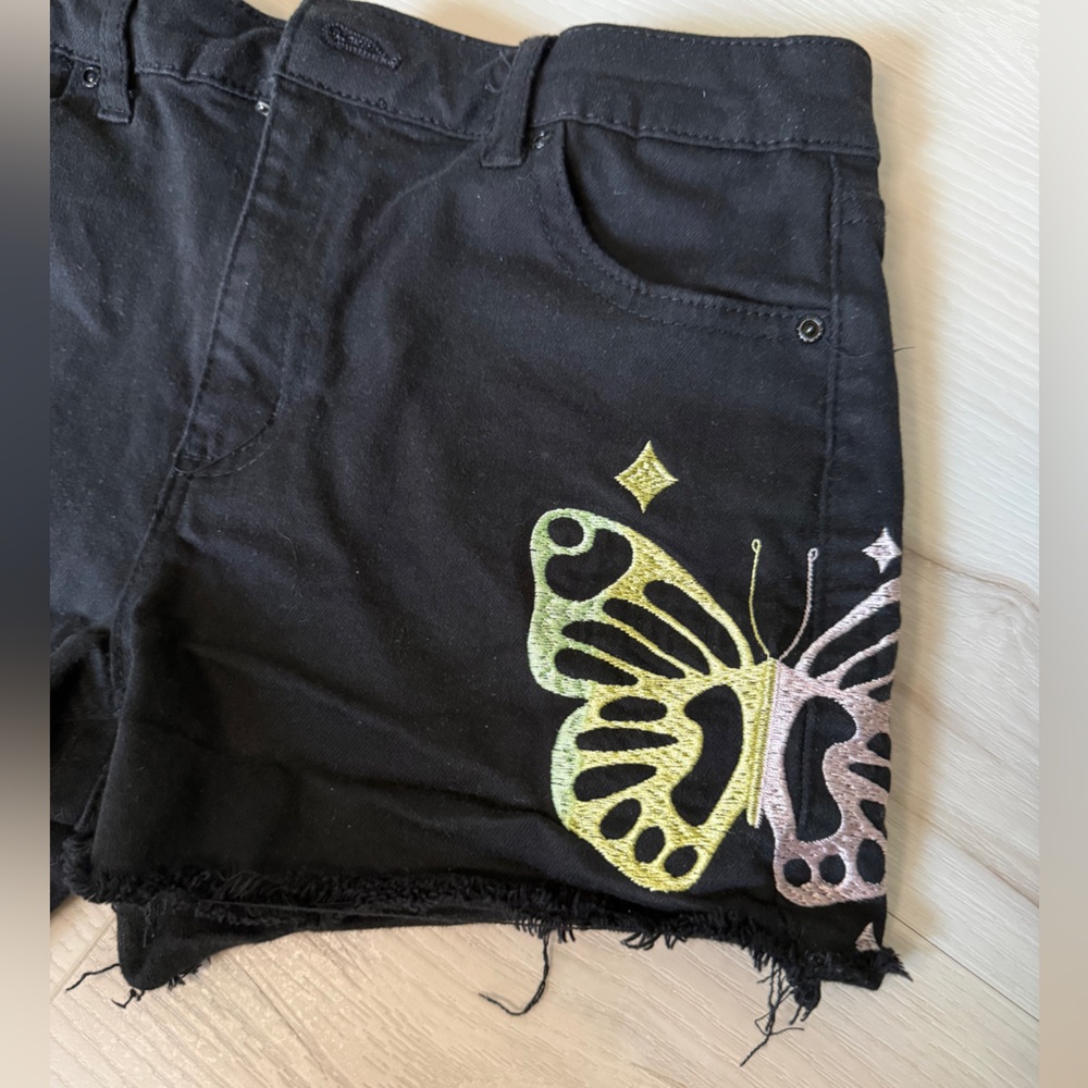 TRACTR Black Denim Butterfly Embroidered Shorts ✨CUTE kids Size 16